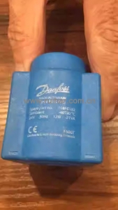 开利中央空调配件30HXCHXY螺杆机电磁阀线圈 xm12yc024 xm12zm018